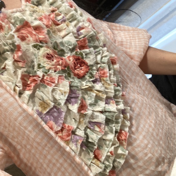 Jabot, magnolia pearl similar. Look alike ruffles colorful - Picture 9 of 16